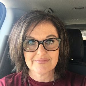 Meet your Posher, Carol